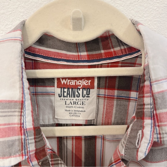 WRANGLER•Long-Sleeve Button-Down, Red/White Plaid, 100% Cotton Flannel, LRG - Picture 3 of 6